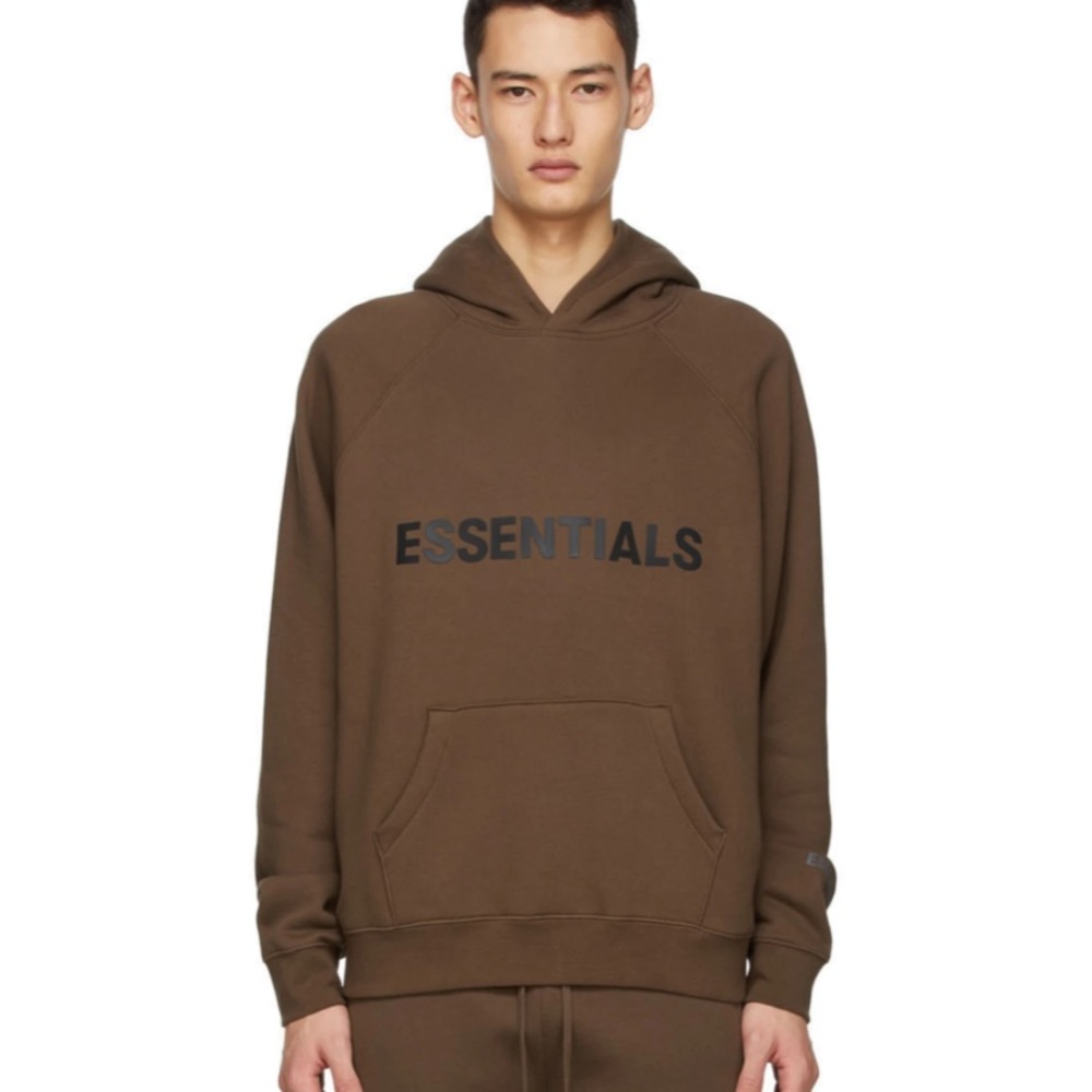 Essential hoodie